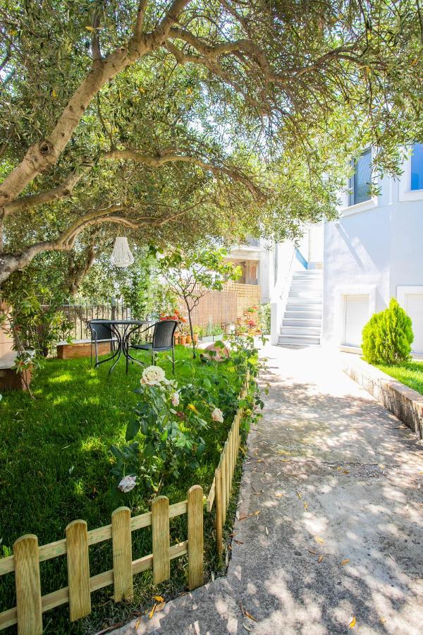 Anavyssos 1 Bedrm 4 Prs Flat 5Min Walk From Beach Dış mekan fotoğraf