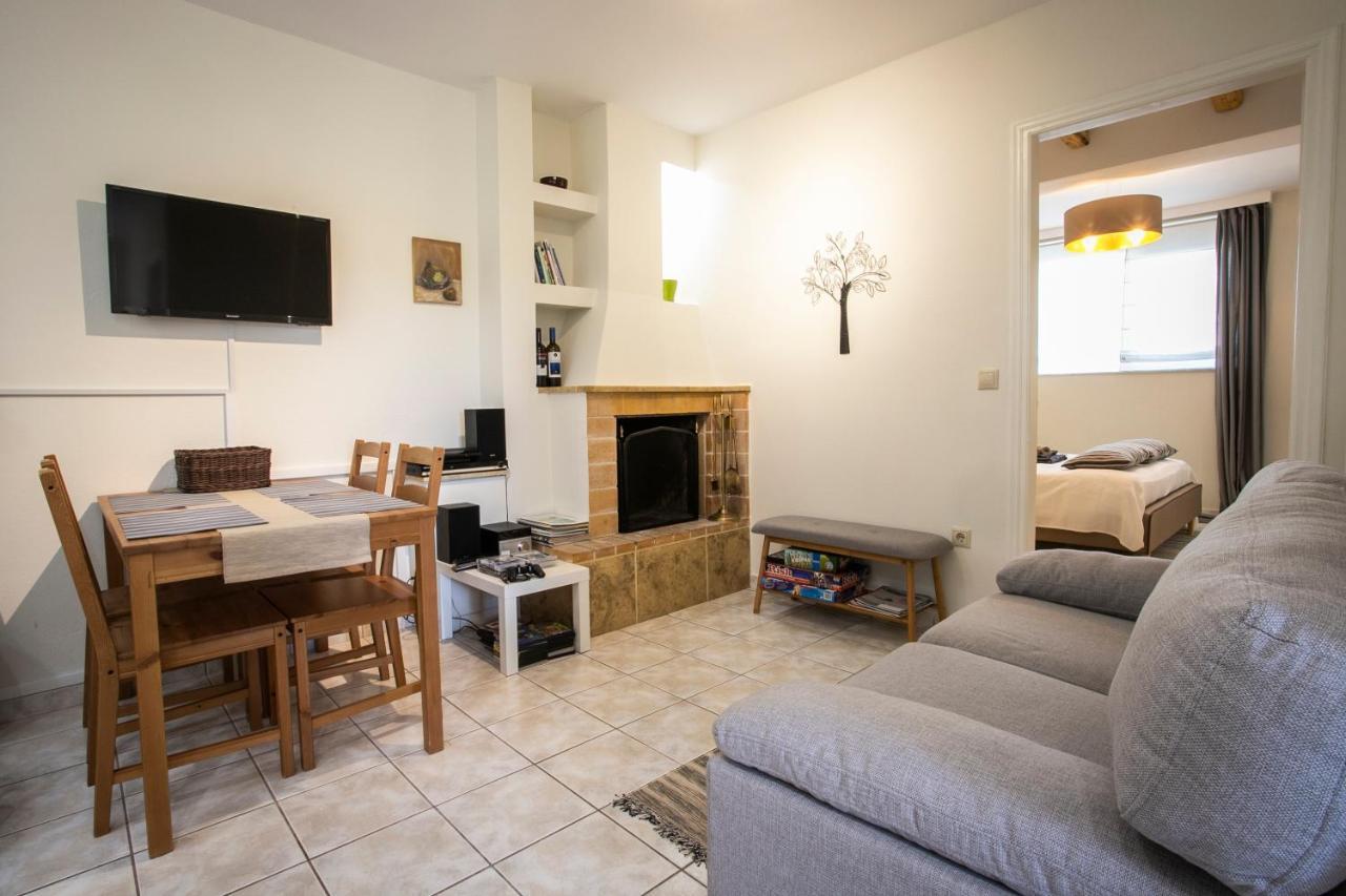 Anavyssos 1 Bedrm 4 Prs Flat 5Min Walk From Beach Dış mekan fotoğraf